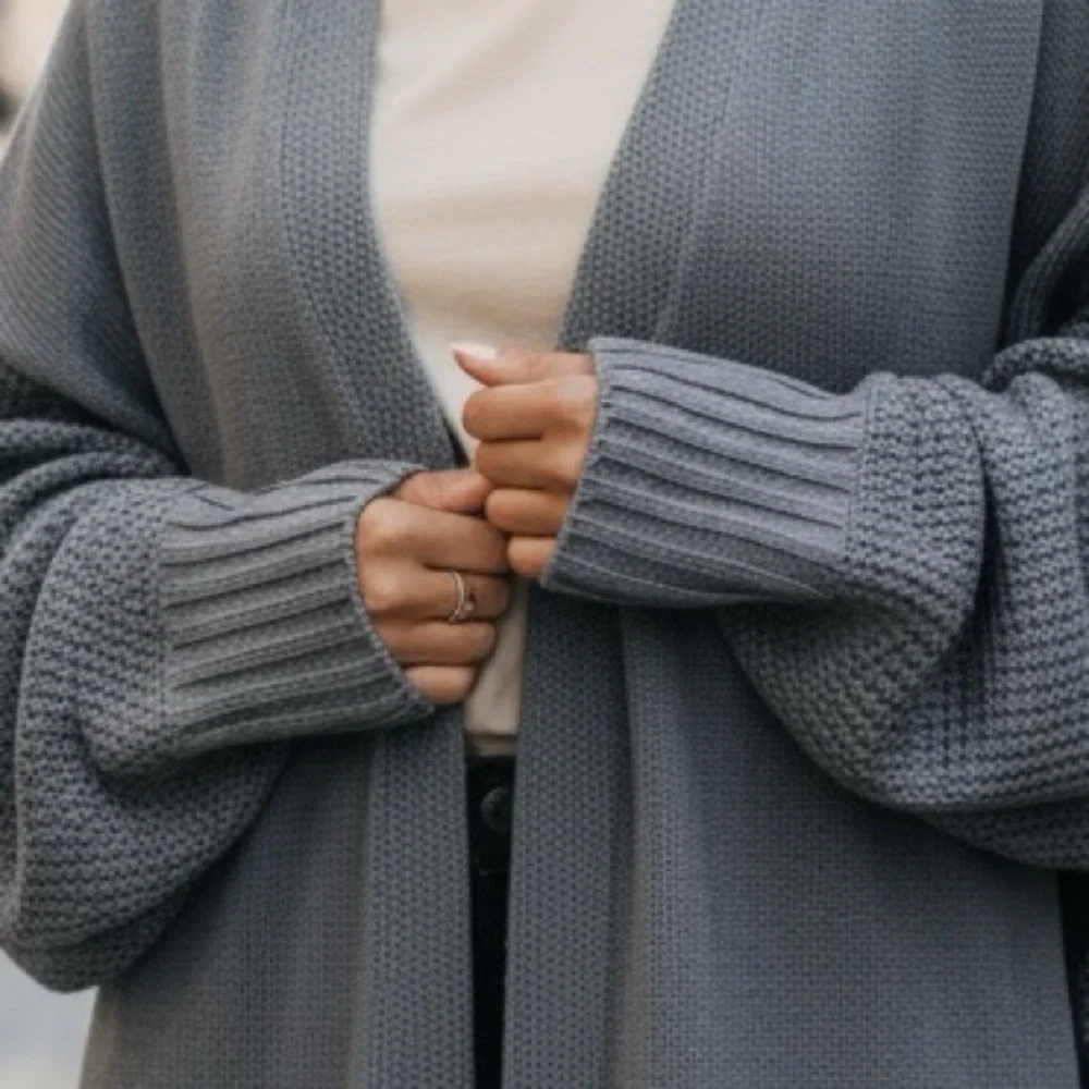 NWT Gray Oversized Knit Cardigan - Picture 6 of 7